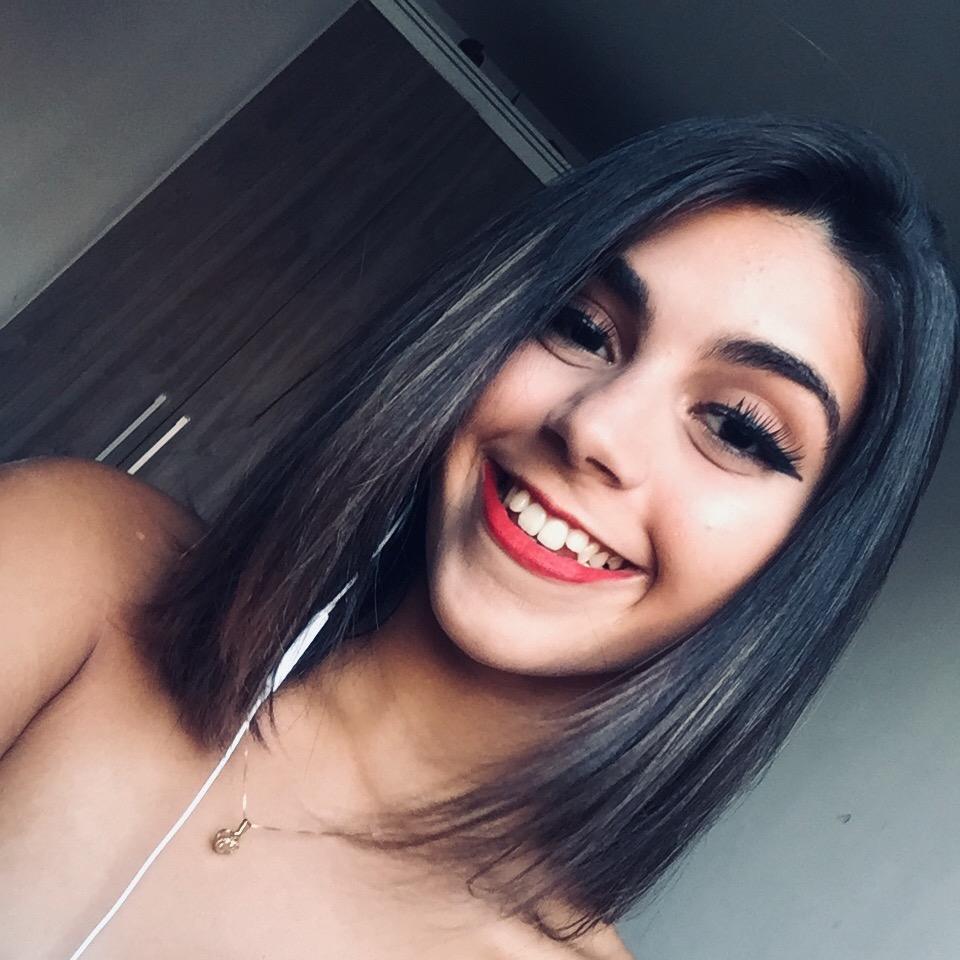 Ana Victória Costa m anavictoriacosta_