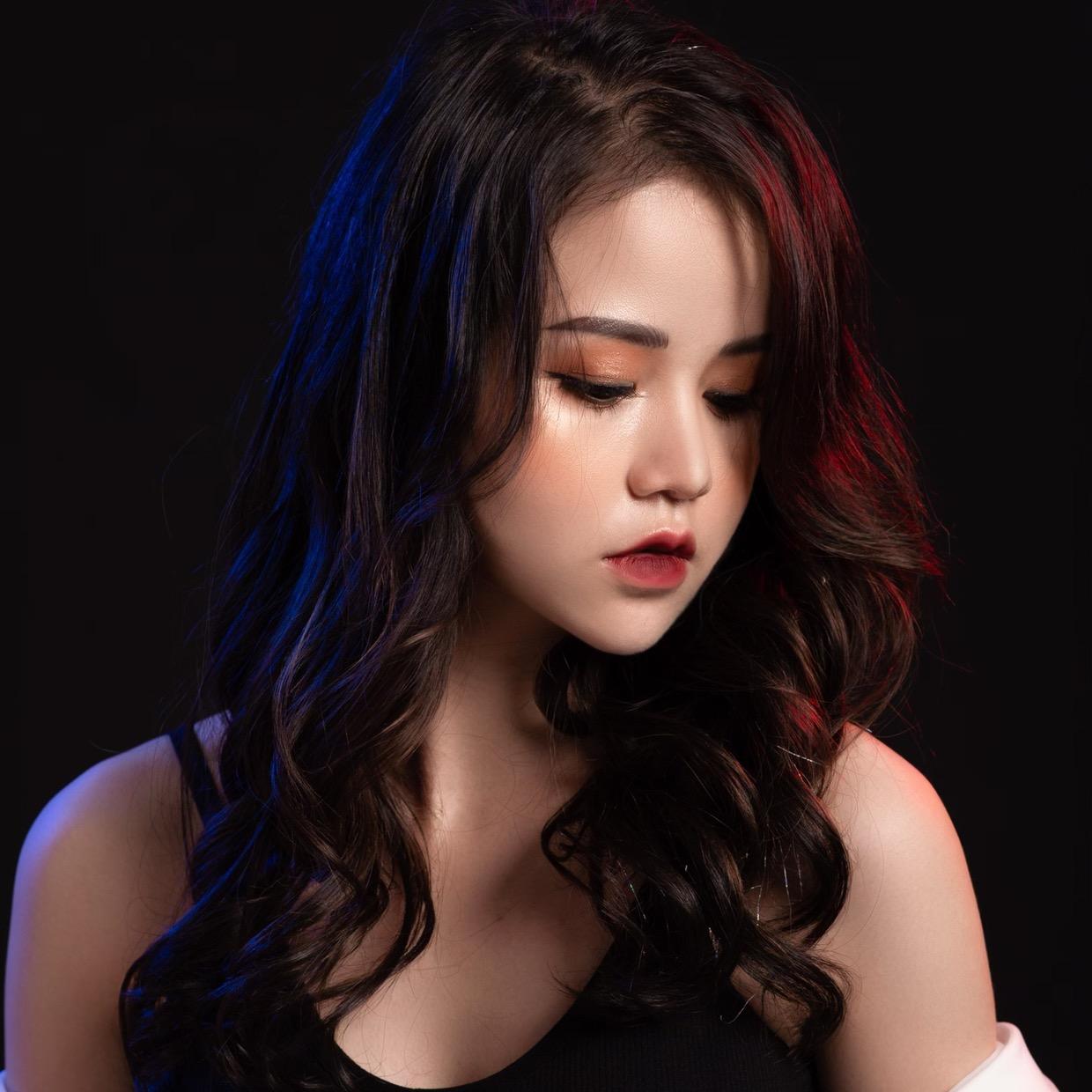 Nguyễn Hằng Hương 💎 nguyenhanghuong96