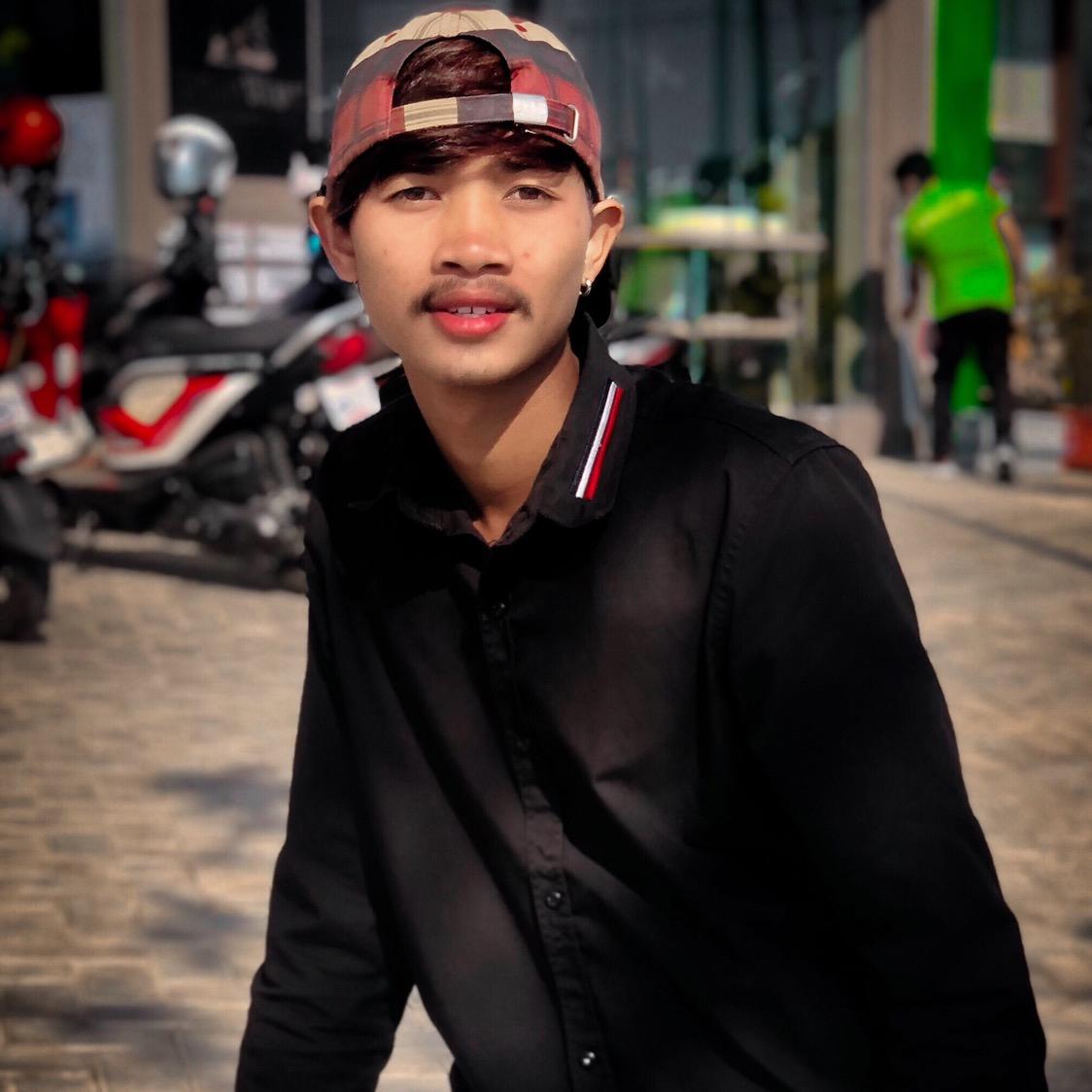 🇰🇭ភា៚ រុន៚🇰🇭 user755533381