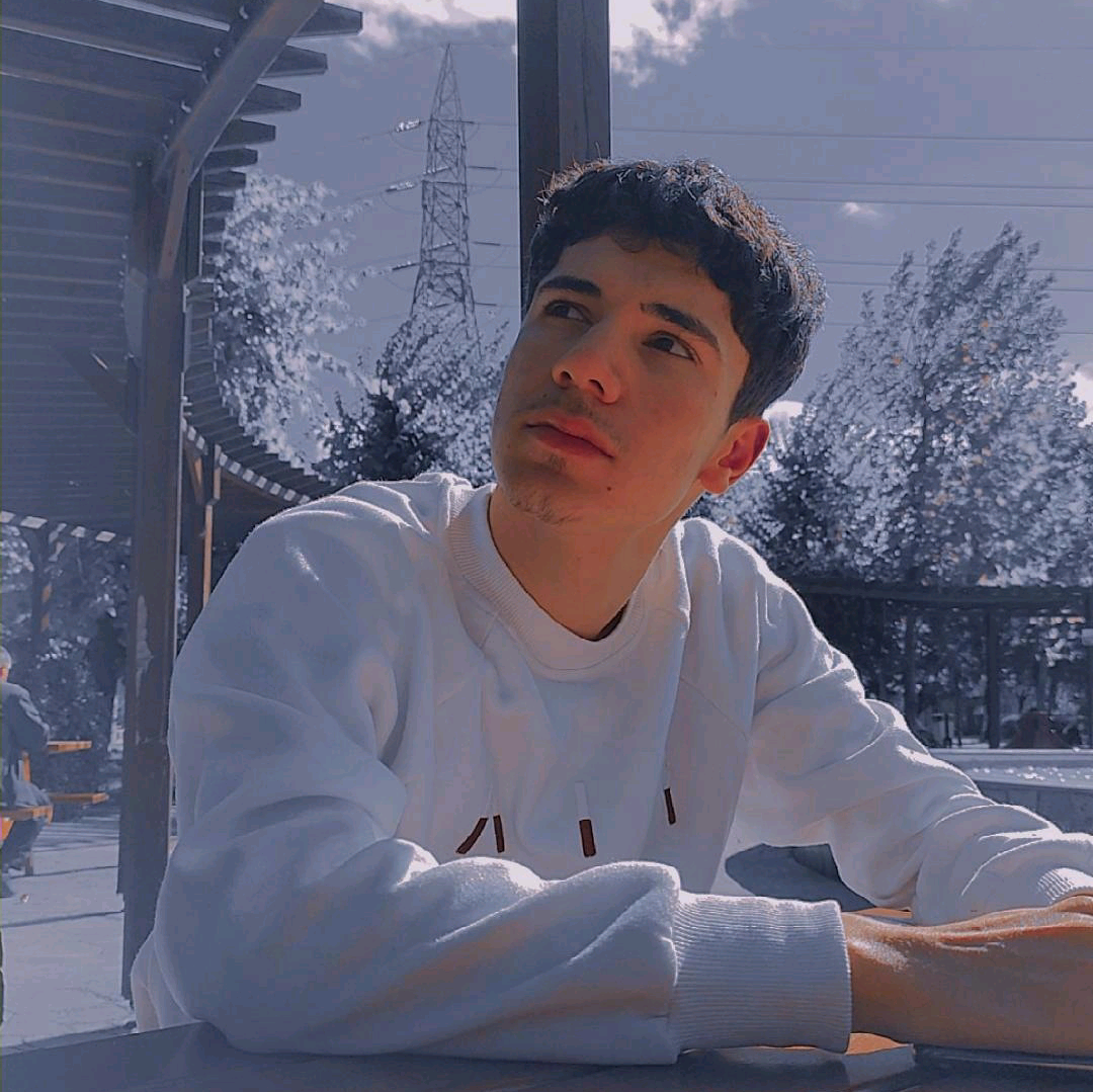 Ömer Akdeniz omerrakdeniz