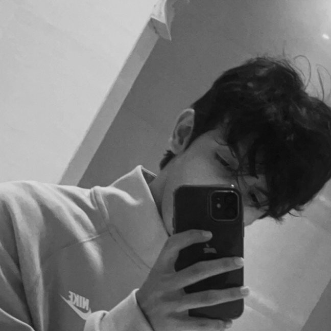 Aziz Bin abdullah 🤍🦇 cxqwo