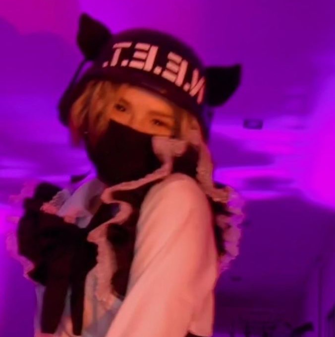 🌸🌸lackofsleep🌸🌸 pinkguno