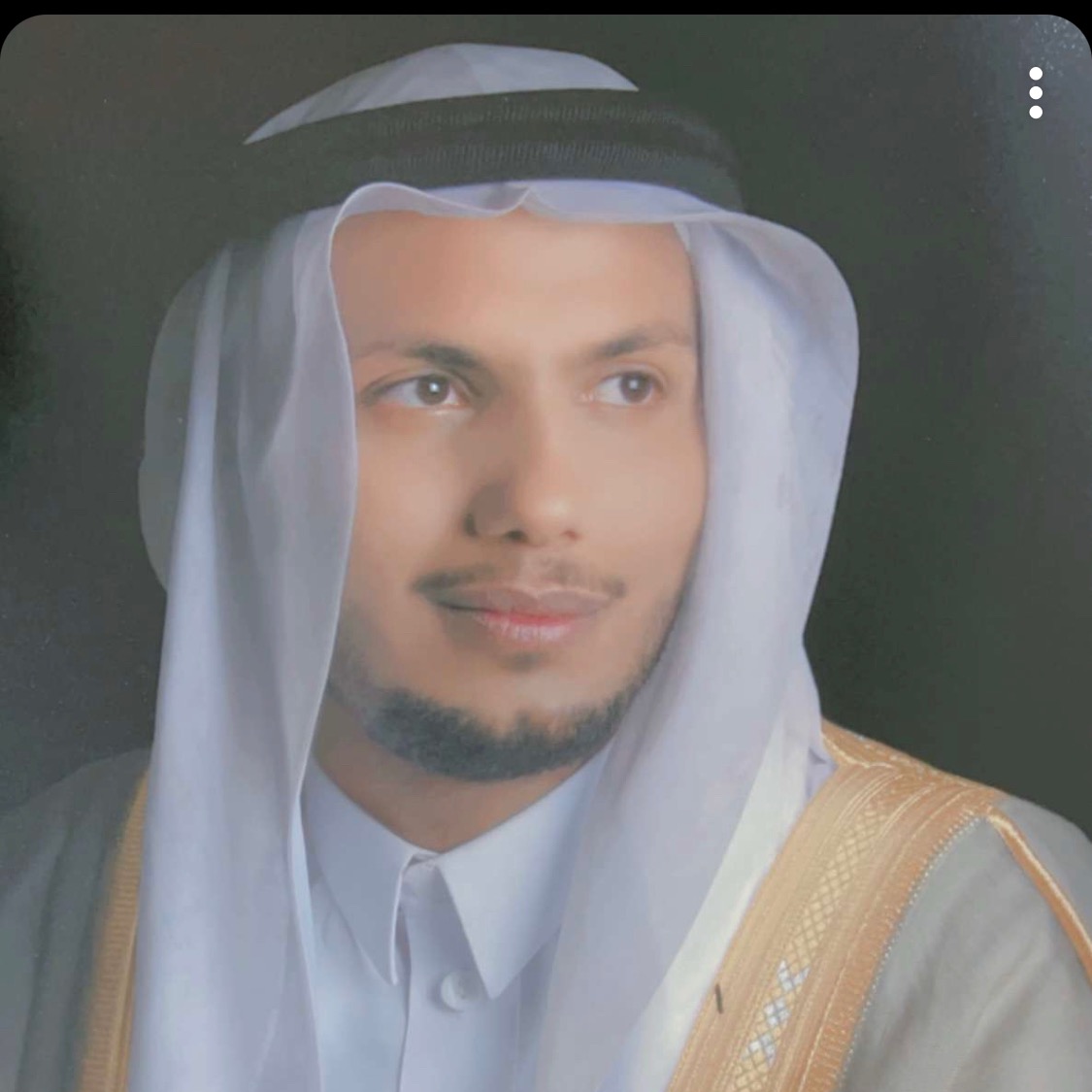 المنتحل momo3bobi