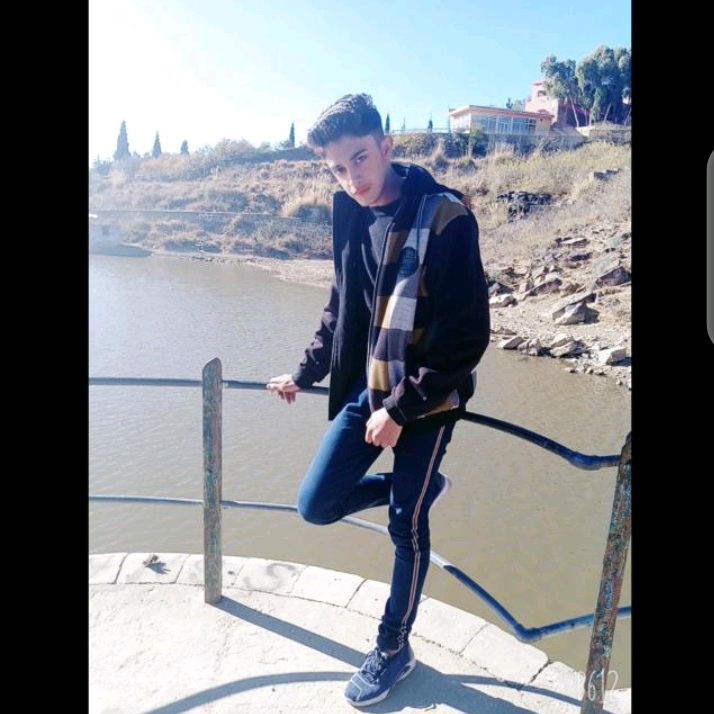 FaiZan ShaKeEl☺️ raja_faizan_786
