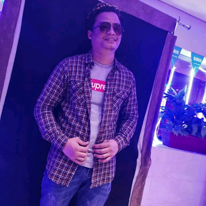 🛫तिम्रो पर्खा ई मा परदेशी knx iman__________theeng