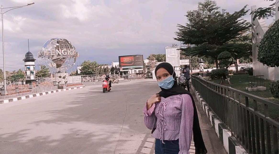 suciameliaa02 suciameliaaa02