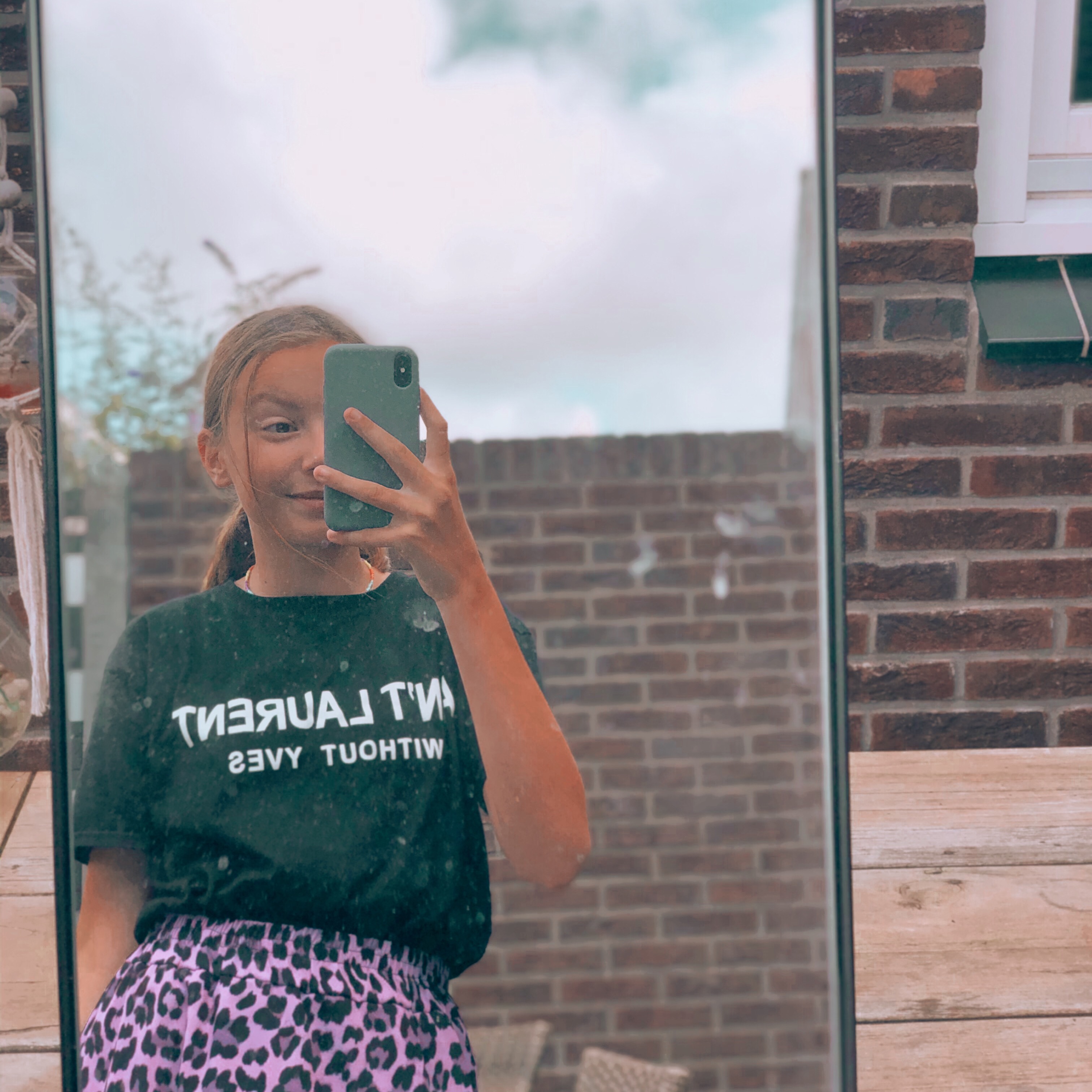j u u l 👄 julietvdgx