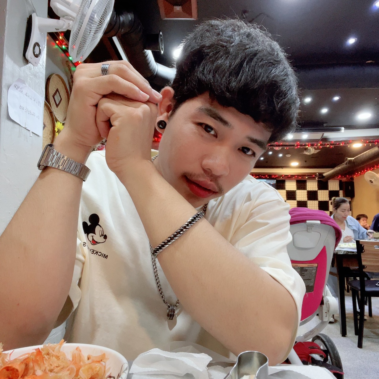 🖤ชื่ออุ้ม รู้จักมั้ย🖤 ><🕴 alone_19922806