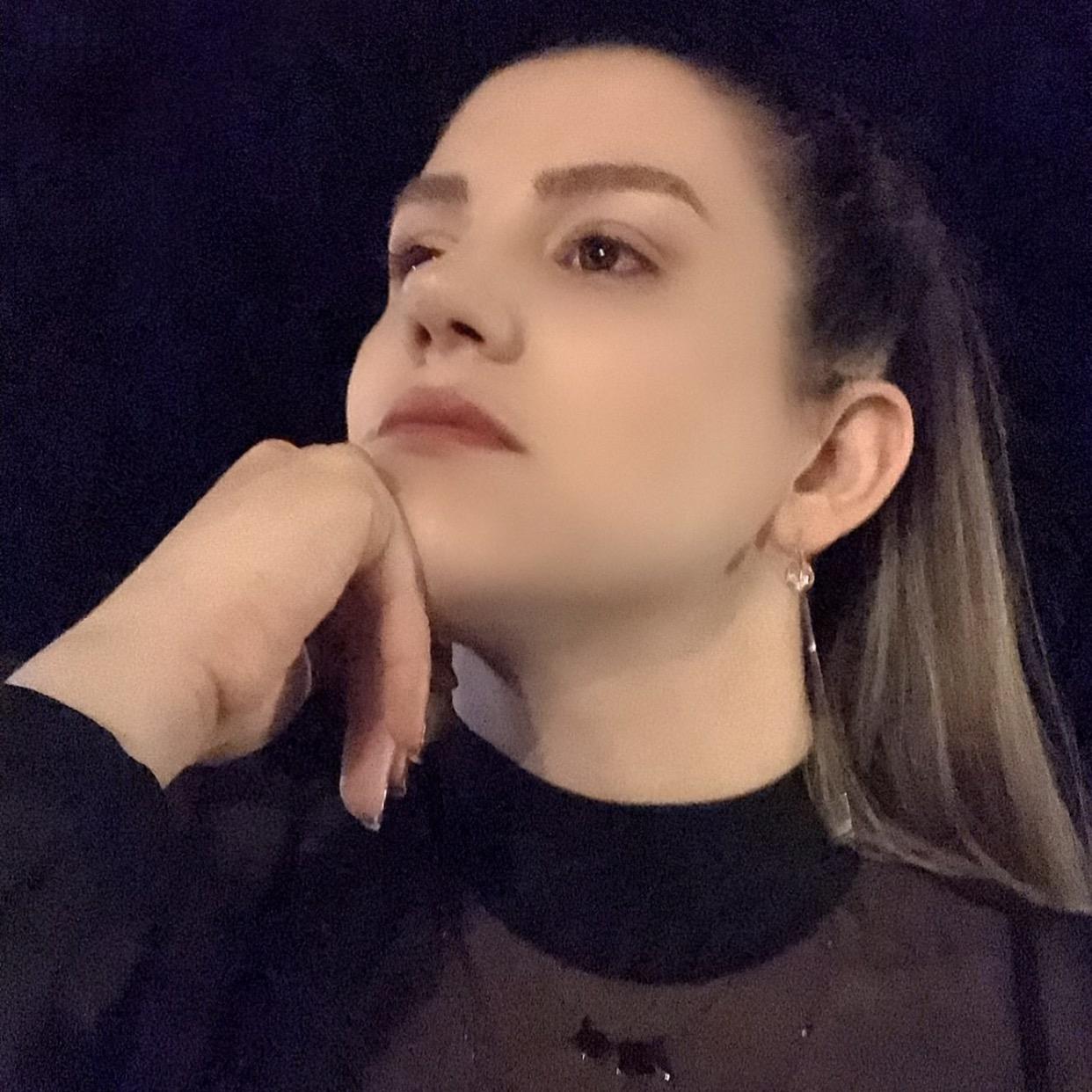 Nisa Serez nisa.serez