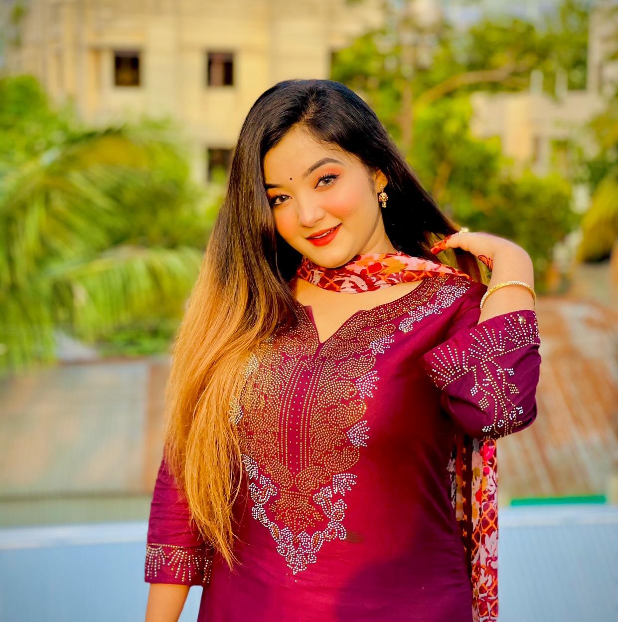 Nafisa Nushrat Pronome pronome.nafi