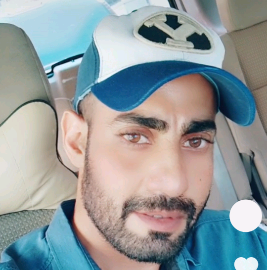 Abid Ali alovel012