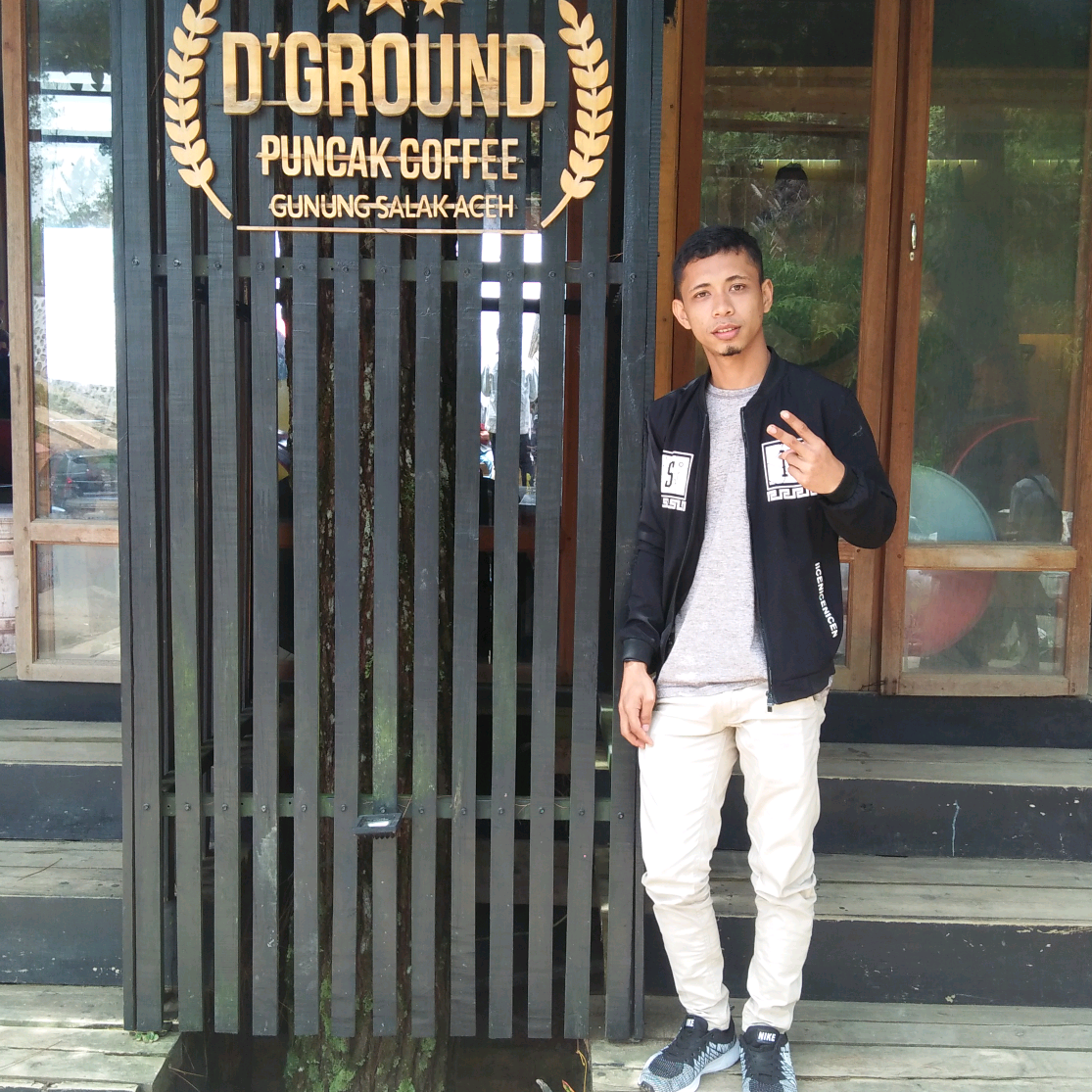 Aris Munandar homhai86