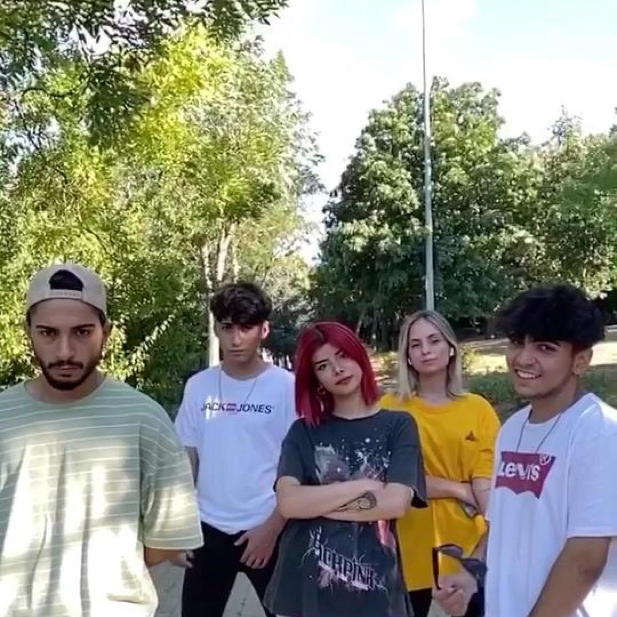 Juanlar uzunmakarnafanclap_