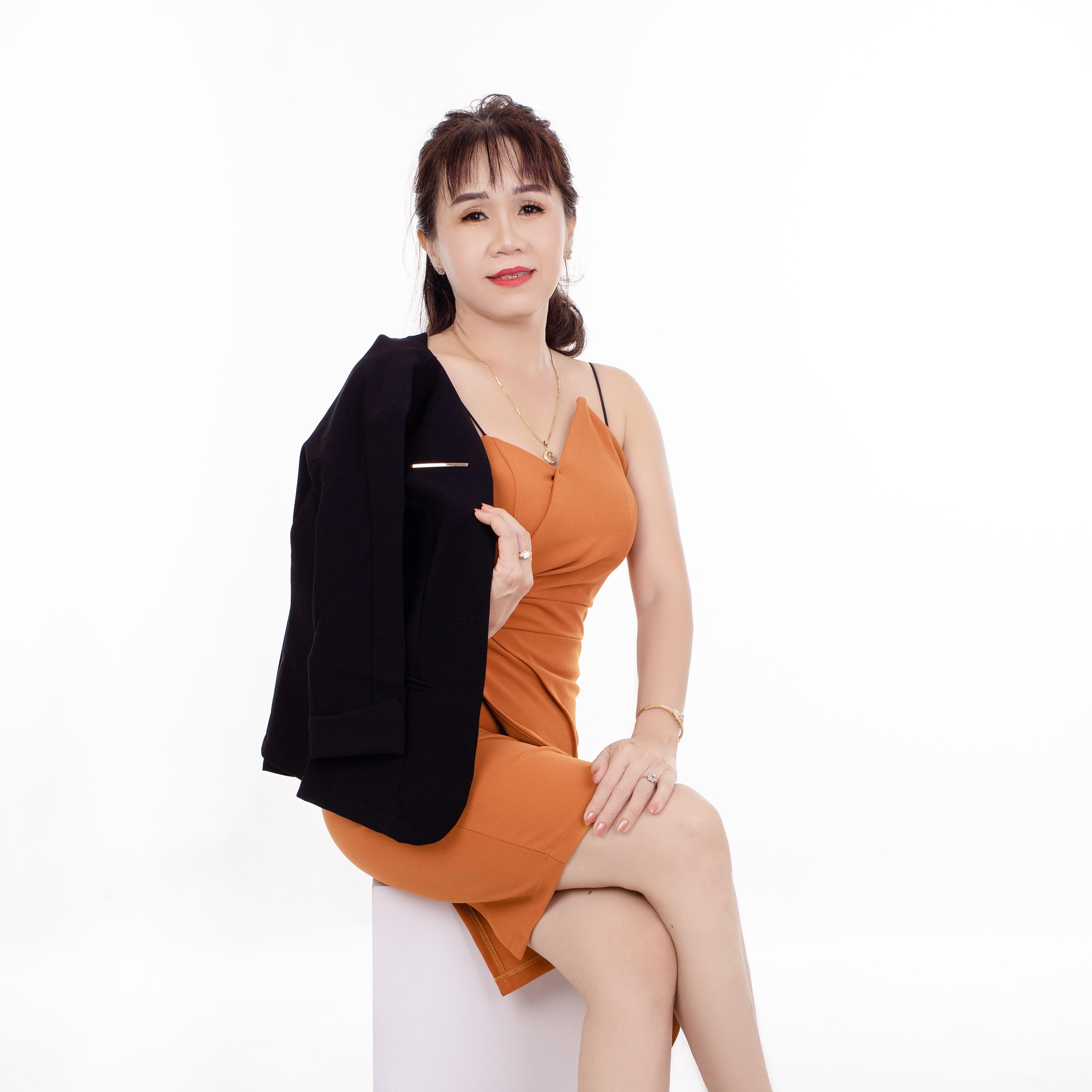 gentlelien lien_tien_giang