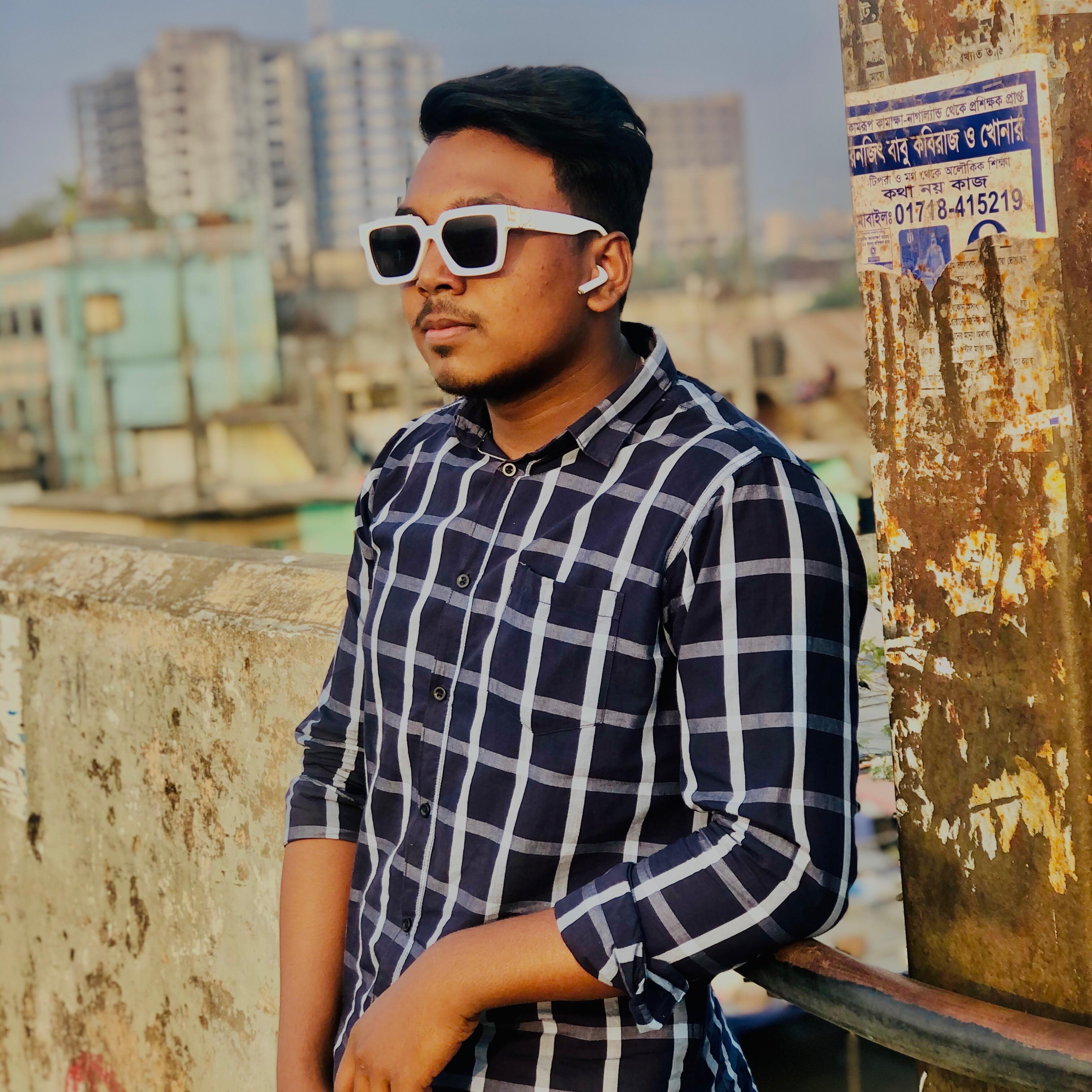 ᵏⁱⁿᵍ〲ＡＲＩＦ√√ ariful_islam_001