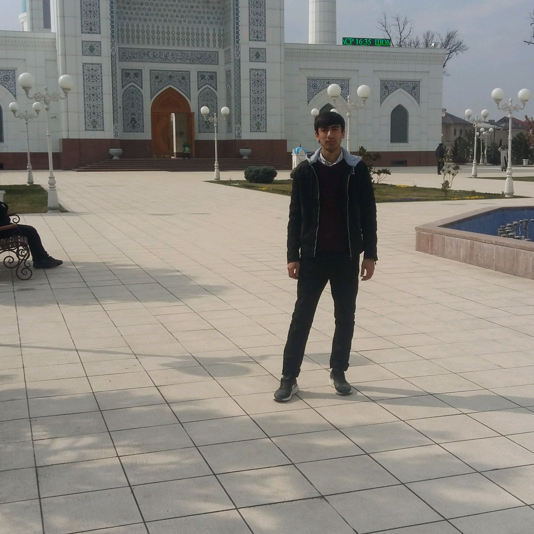Ruzibek Azizov user1817839572291