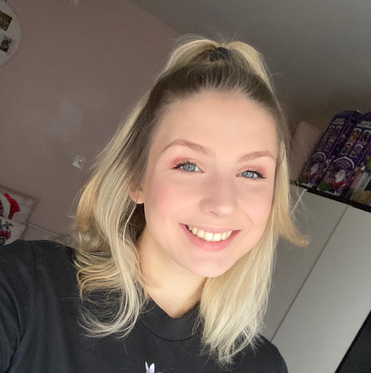 Lauren Reynolds laurenamy99