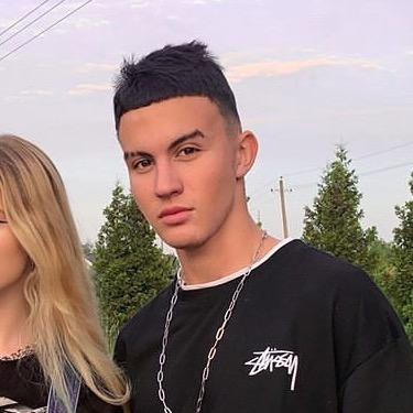 ВАНЯ 🤪 i.ovsyankin