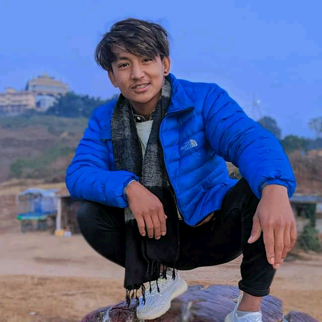 बिकास ठकुरी❤️ bikash_thakuri1567