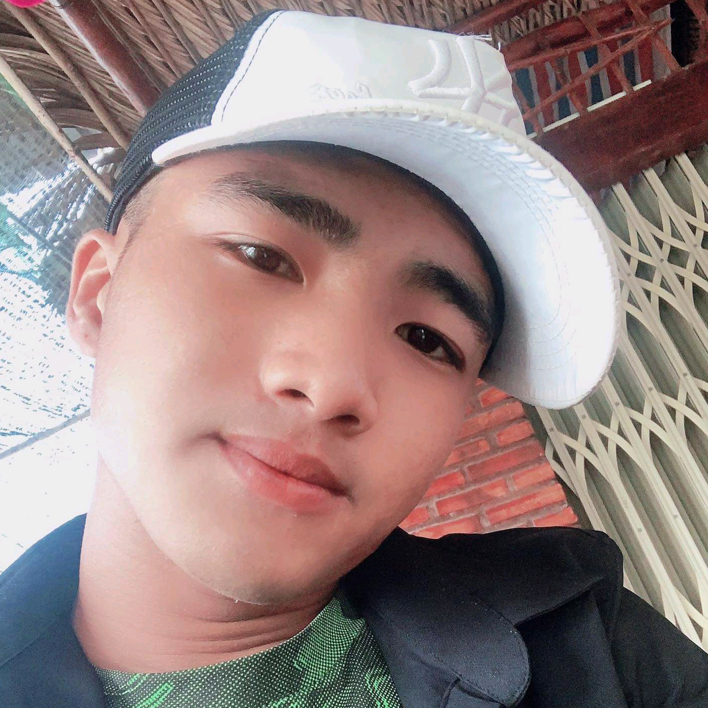 Hai Nhỏ user8011759357650