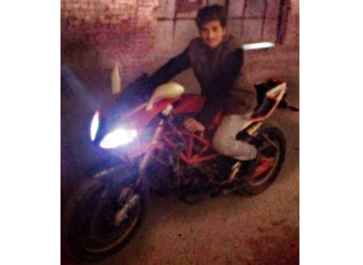 Malik Danyal malick_daniyal