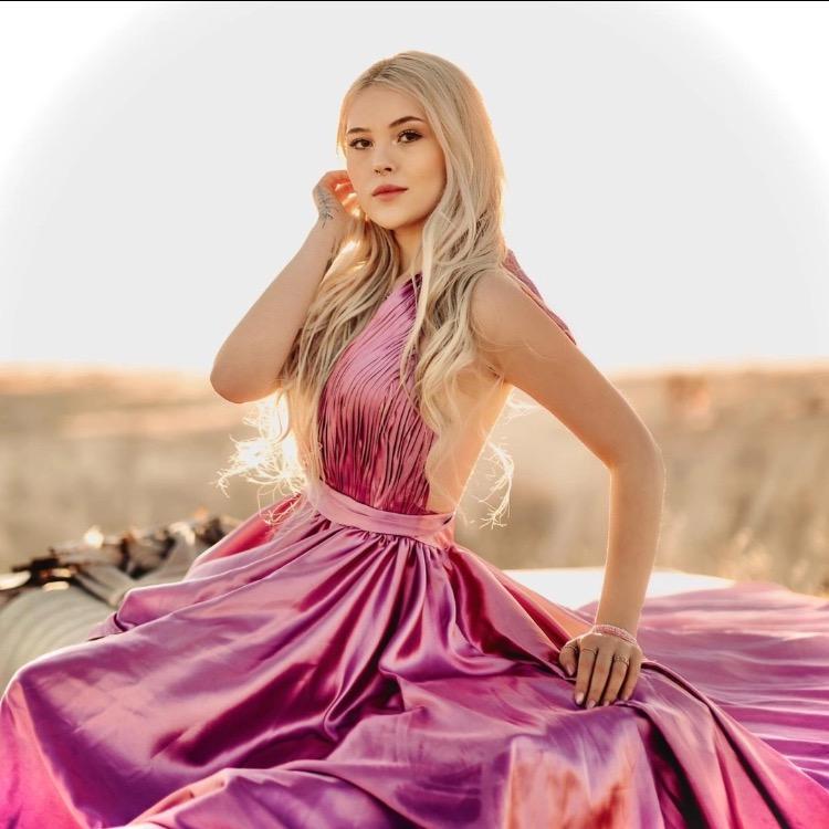 Ceren Yaldız cereen.yaldz