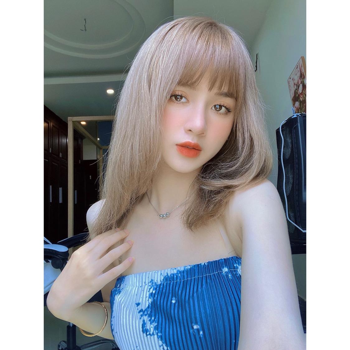 Hoàng Thi ☘️ aone925