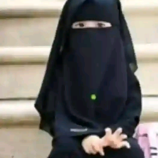 আল্লাহ সর্বশক্তিমান dygytl5e4jr4