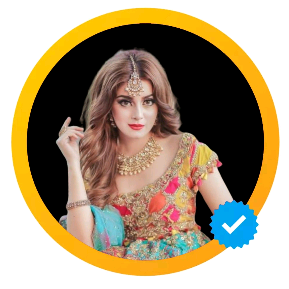 Alizeh Shah alizeh_shah_officially
