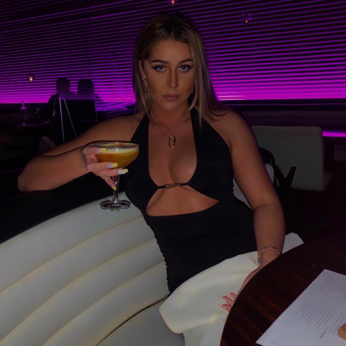Lily Davis lxlydavis