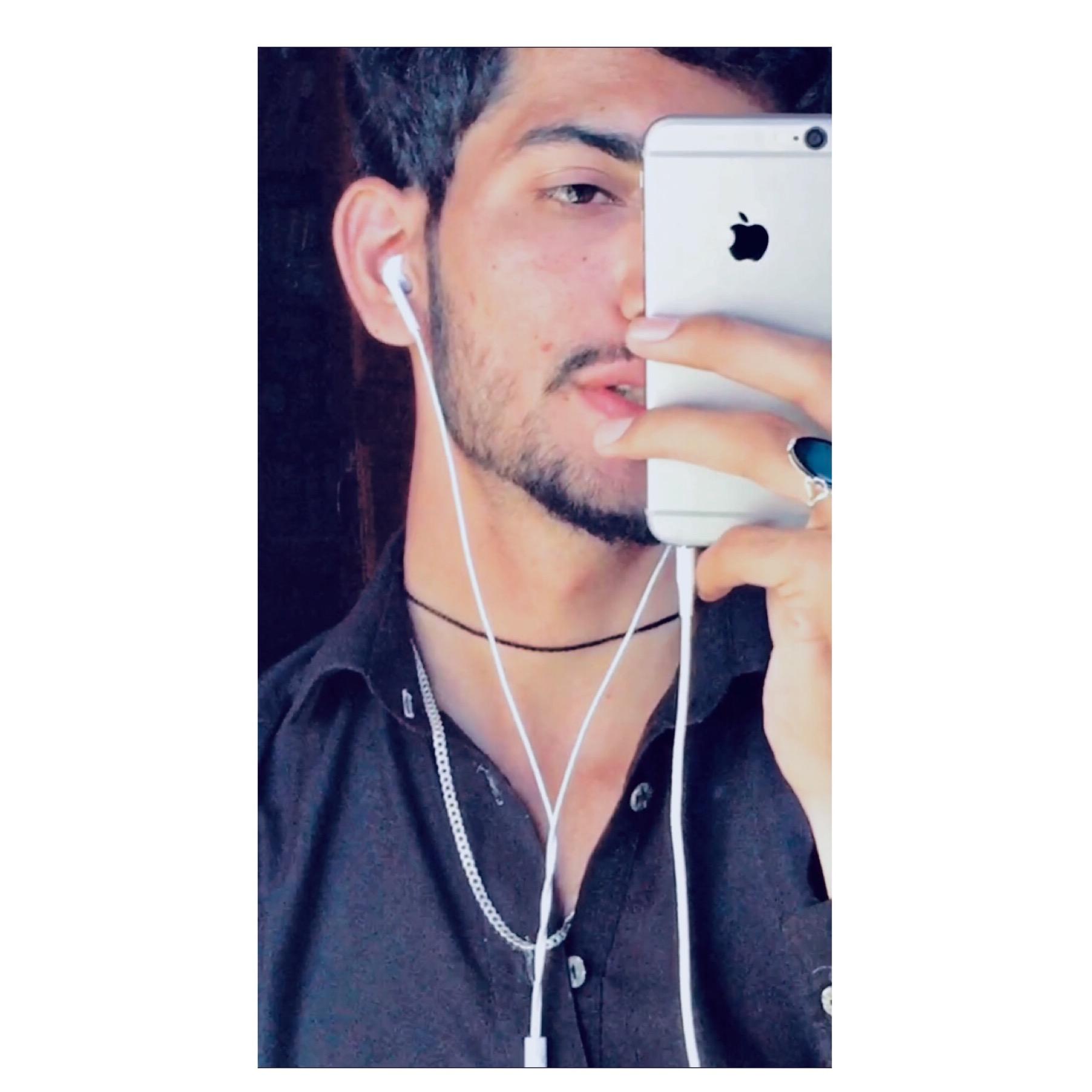 Osama zahid💫 iam_zahid90