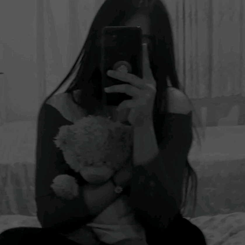 丨ㄥ卂ㄚⅅ卂 ilayda_nhr