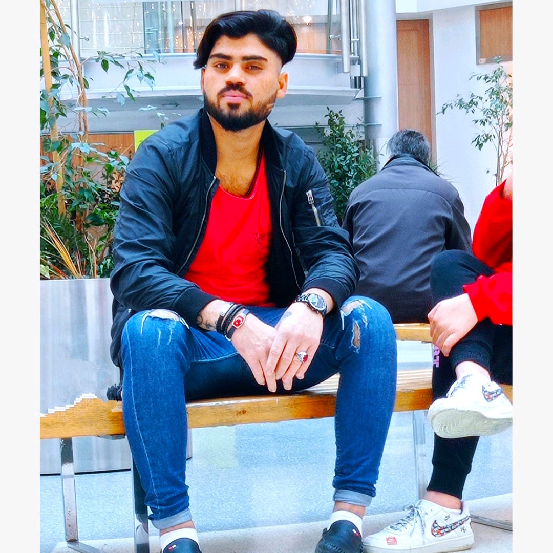 shahzoda Qasim_01 qasim_jan01