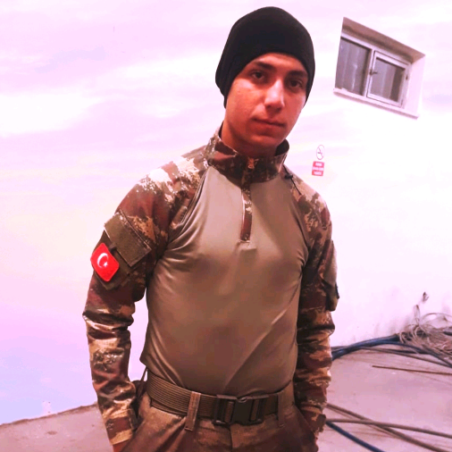 Vedat Akyüz vedatakyuz.06