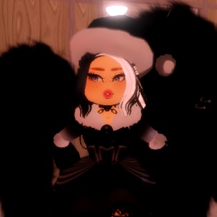 royal high edits <3 1lybest0s