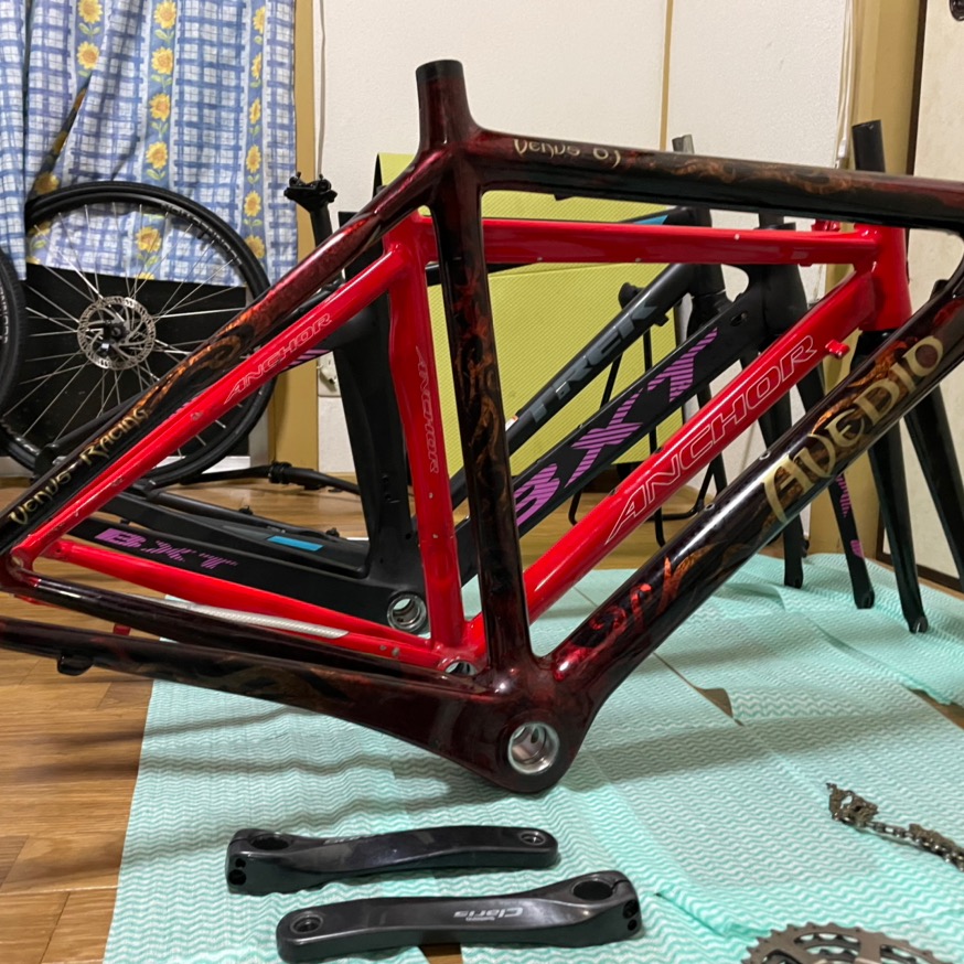 シマノ105R7000 avedio01