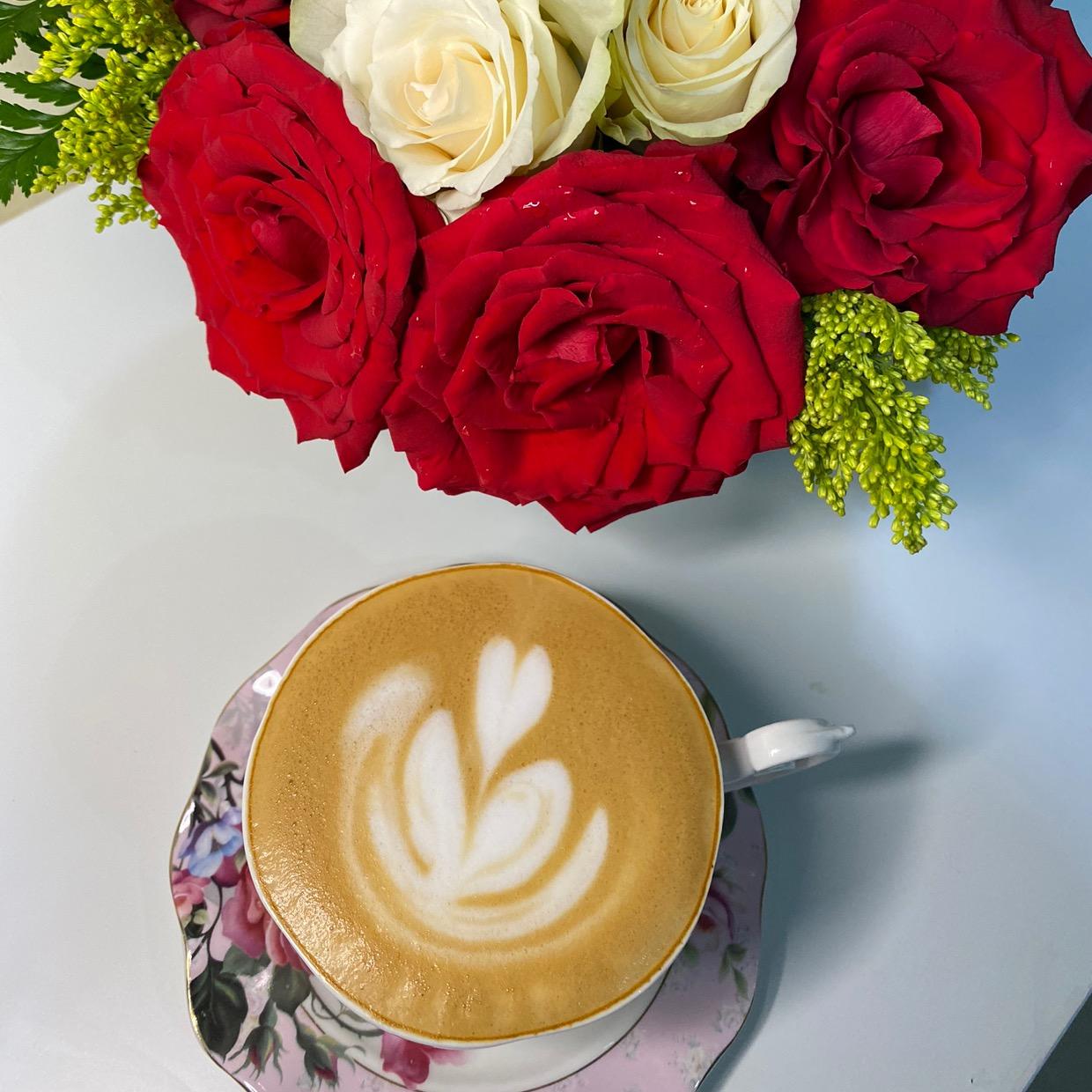 عزه الكناني ☕️🕊 zizi_elaf