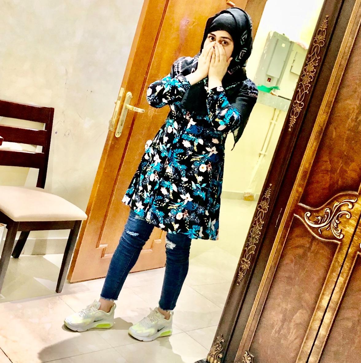 Muslim Girl💙 zara_khan_qtr