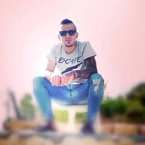 Rachid rachid.farah8