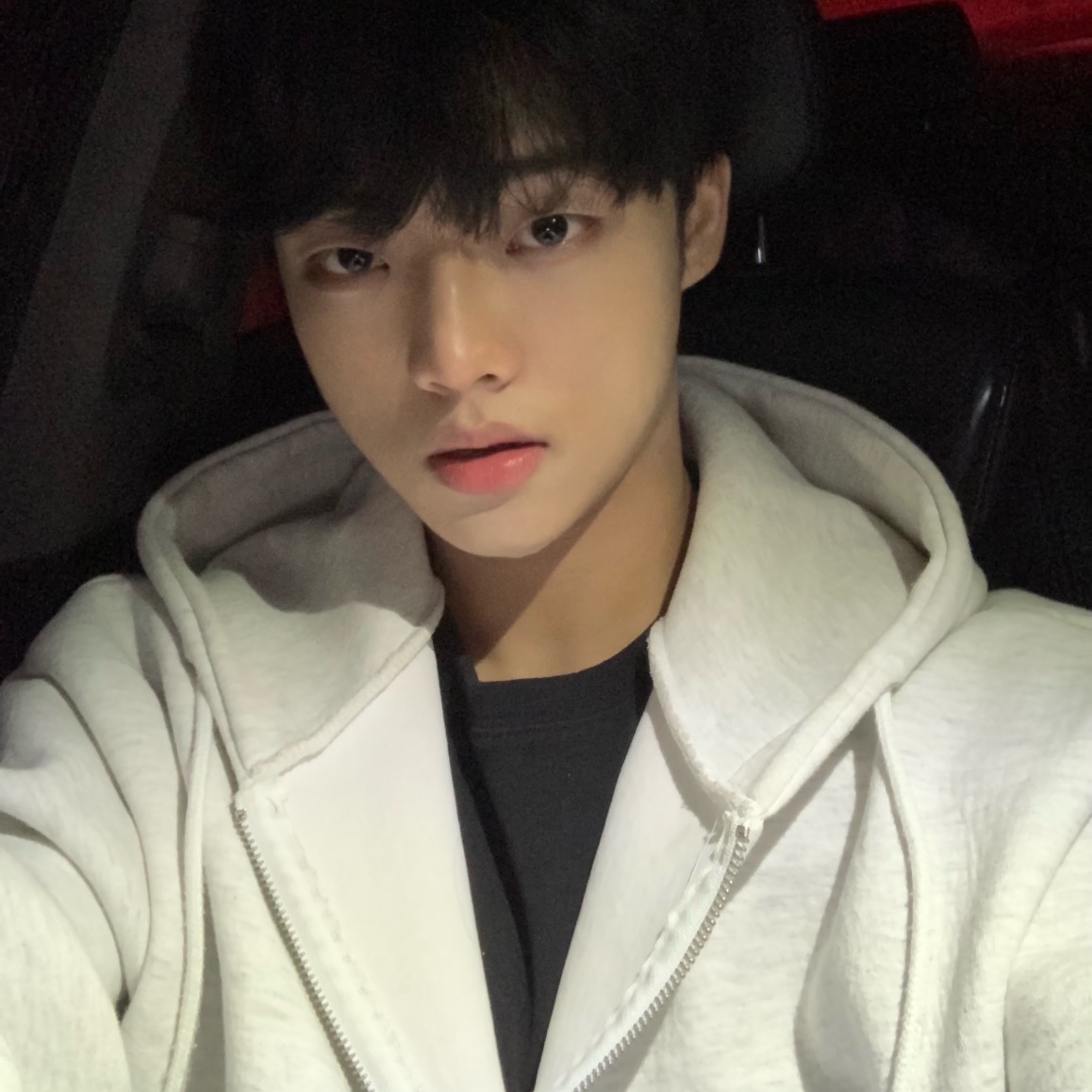 안현송🇰🇷 hyunsong