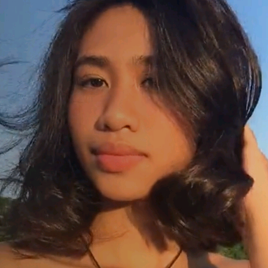 Yen 🦖 juliennekarl_