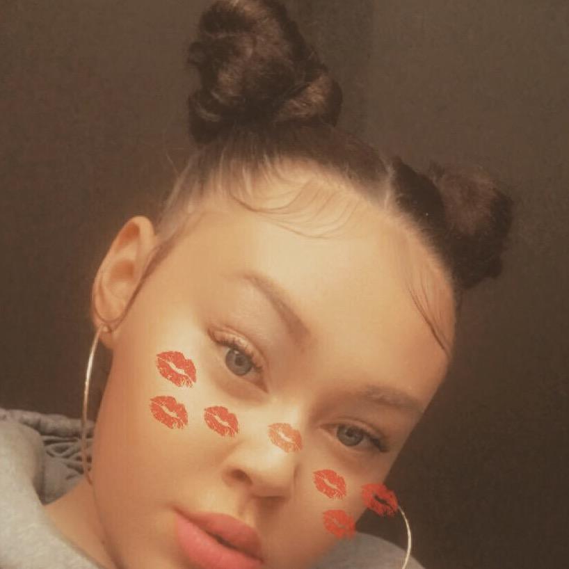 Amy Lizzy aimzlizzyx