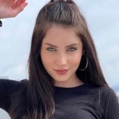 Kübra Arslan kubraarslan_