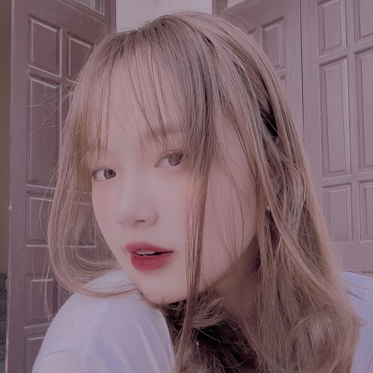 Mây  ㅤVN🌸 nhaxinhgai2002
