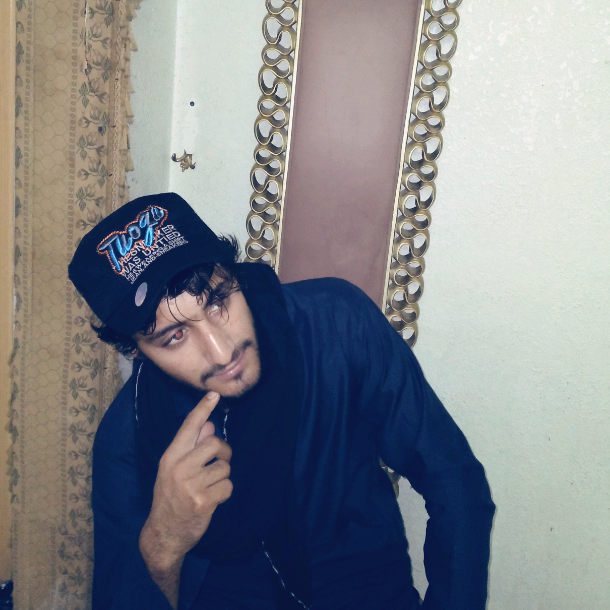 hosendanish711