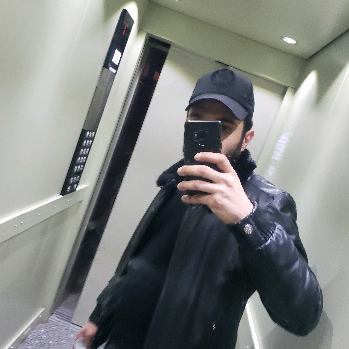 Rob Hovhannisyan792 06rob066