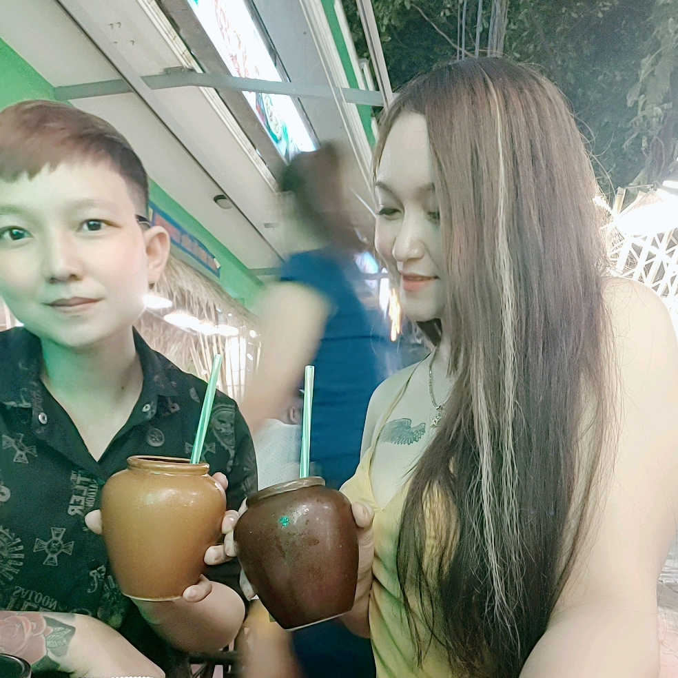 Quỳnh Nhi 🌈🌈🌈 huenhi1811