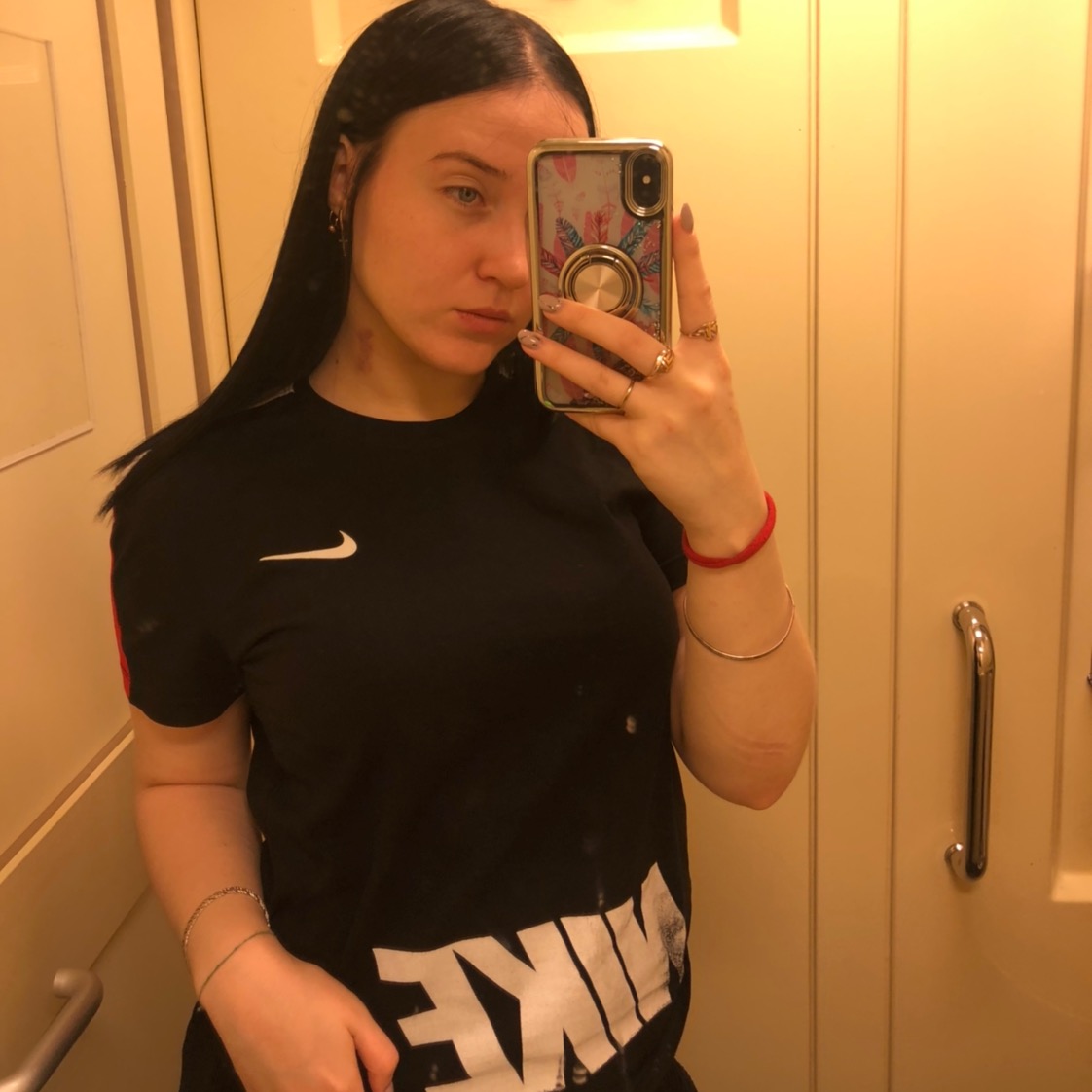 𝔙𝔞𝔩𝔢𝔯𝔦𝔞 0_valeria_00_