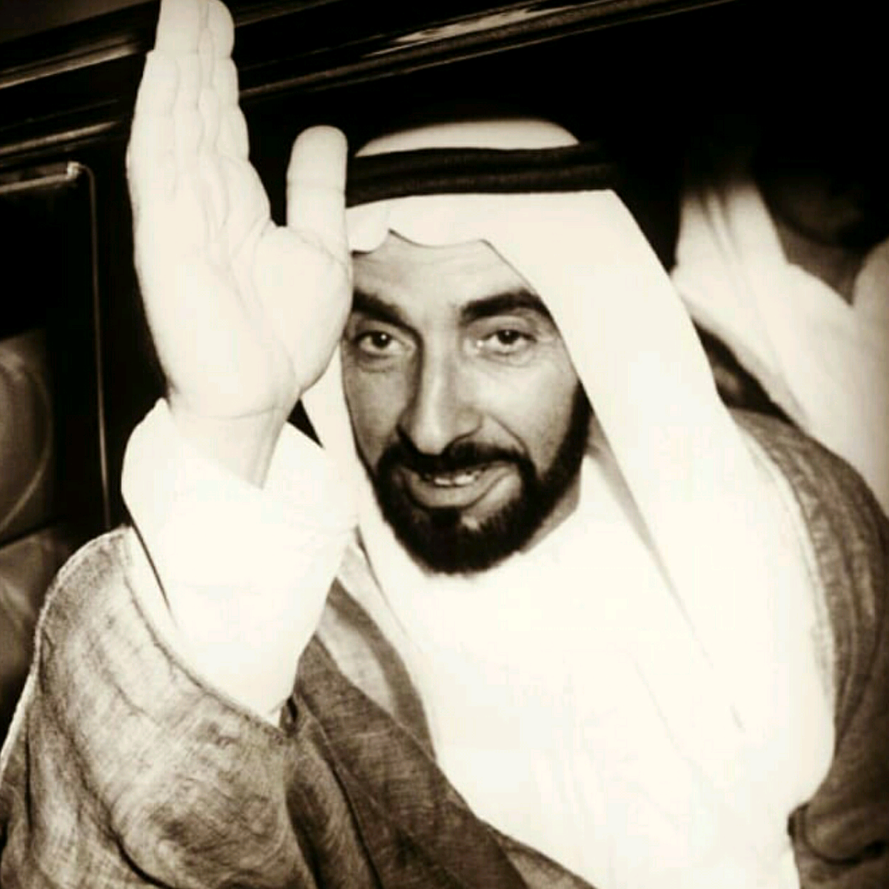 زايد على كل العرب بالوفا زاد h.ma66