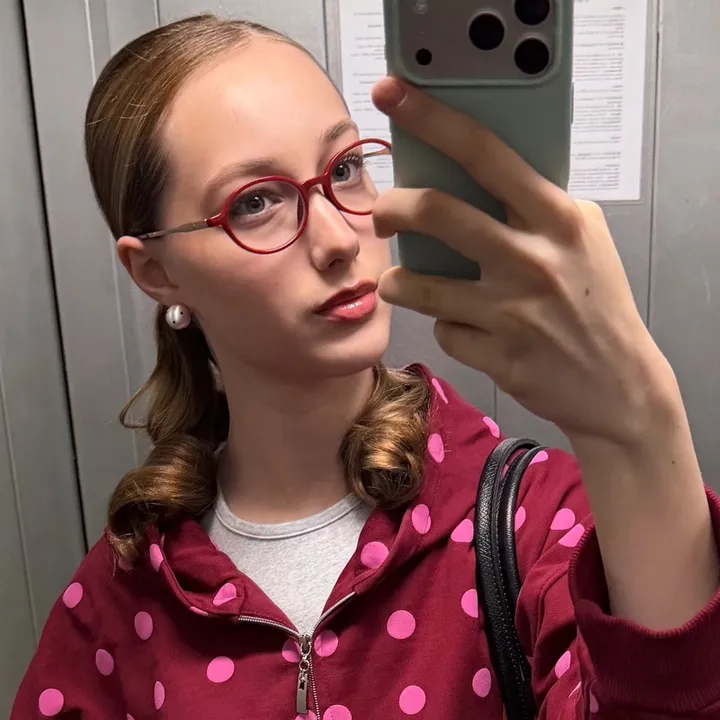 @lisapavlovna_